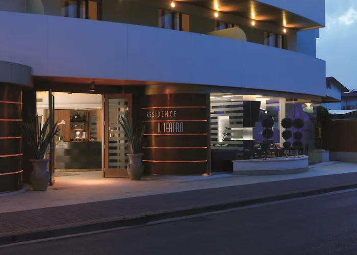 Il Teatro Aparthotel 3*