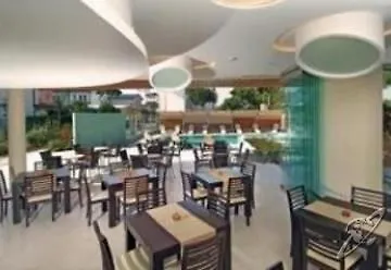 Il Teatro Lejlighedshotel Lido di Jesolo